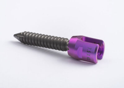 Polyaxial Screw | C&W Swiss Manufactures Precision Medical Implants for the Spinal, Extremity, Trauma, & Orthopedics Markets. | Cervical plate screws, poly axial screw, spinal implants, bone screw, trauma screws, extremity screws, orthopedic screws